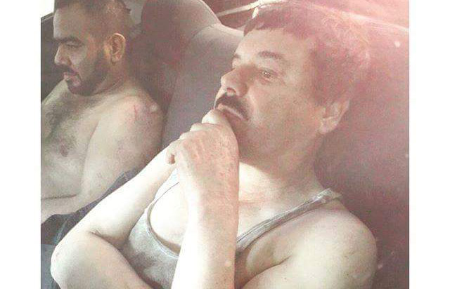 Una de las imágenes de "El Chapo" que circula en las redes sociales tras su captura. 