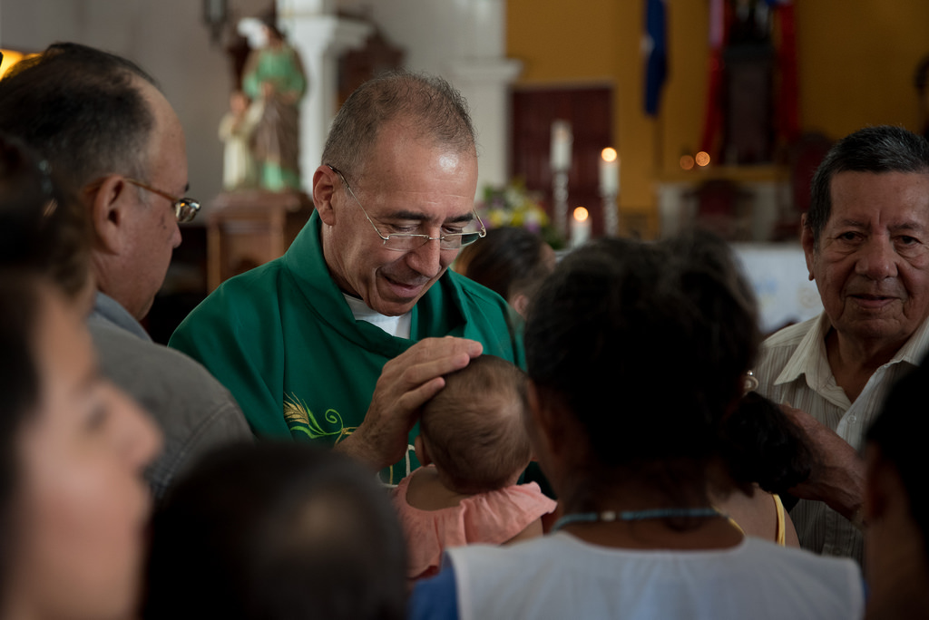 Entrevista padre Edwin Román Masaya