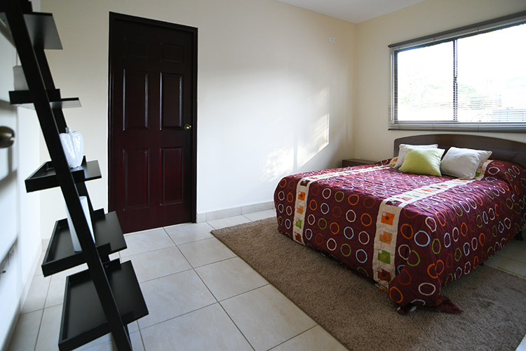 Interior de una de las casas en venta en una nueva residencial en Managua. Carlos Herrera/Confidencial.