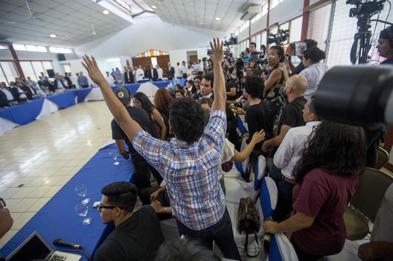 Nicaragua estudiantes diálogo nacional