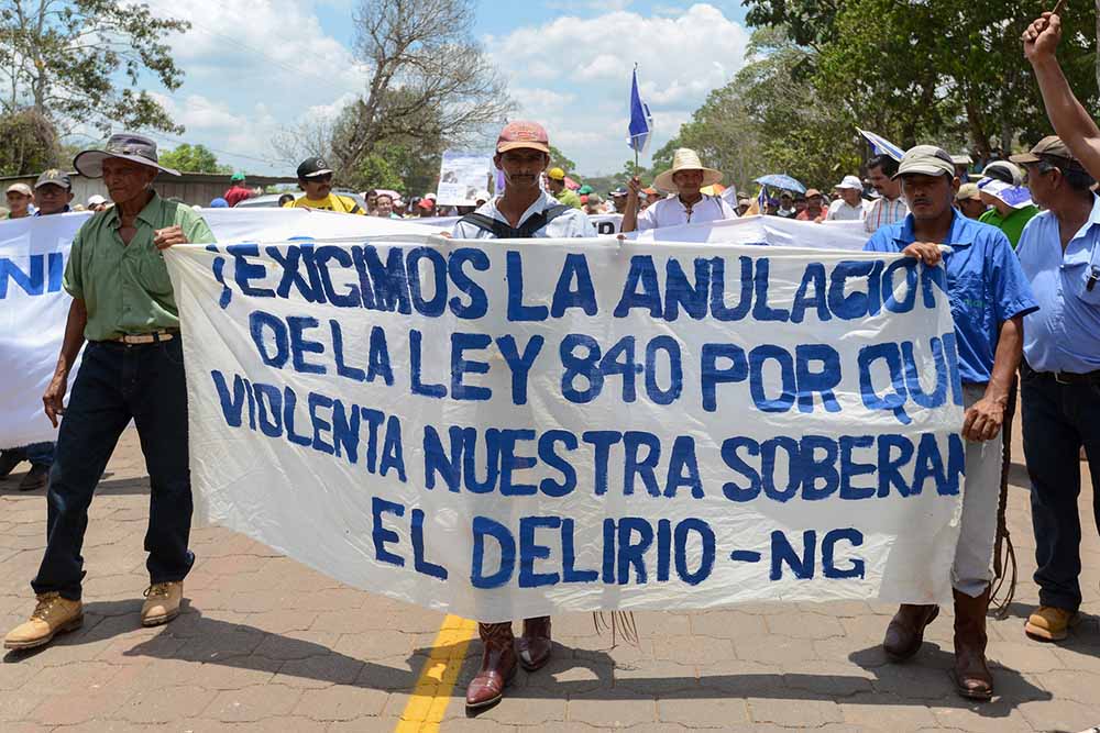 Miles de campesinos llegaron a pedir la derogación de la ley 840 en Nueva Guinea. Carlos Herrera/Confidencial