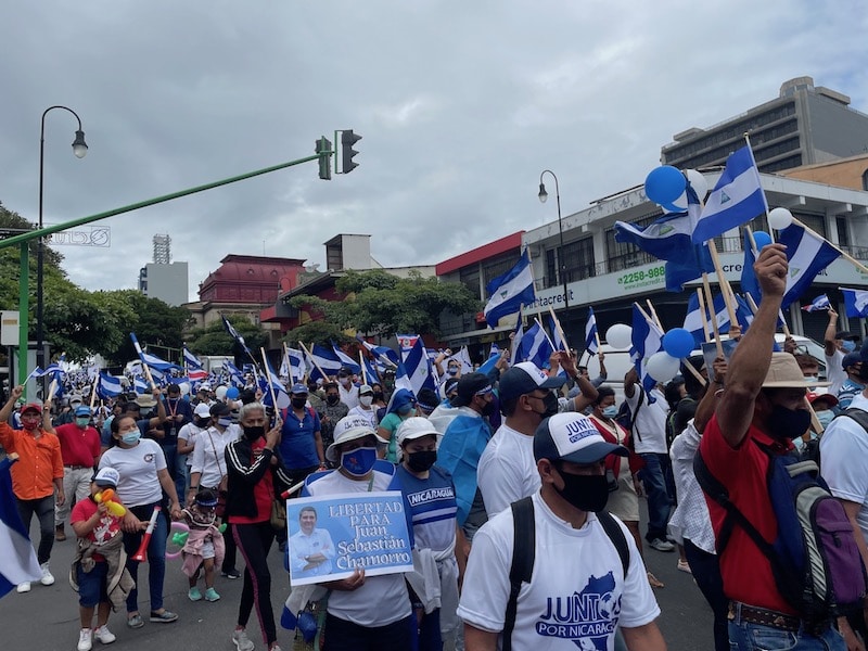 Nicaraguans marched in Costa Rica