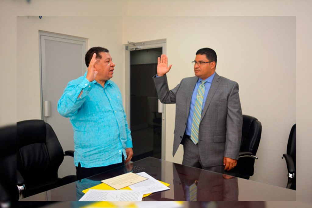 El tres de mayo de 2016, el abogado Ernesto Rodríguez fue juramentado como juez Sexto de Distrito Penal de Juicio de Managua. Ahora será nombrado como magistrado. Foto tomada del sitio web del Complejo Judicial | Confidencial