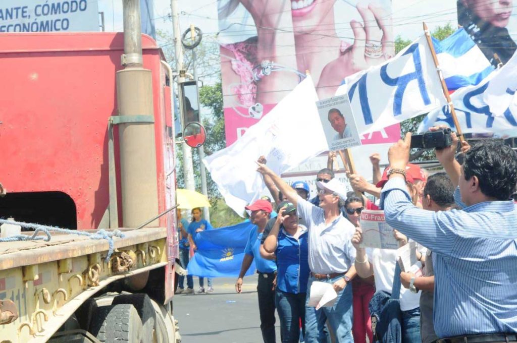 Una edición del Miércoles de Protesta en las inmedicaciones de Metrocentro. Cortesía