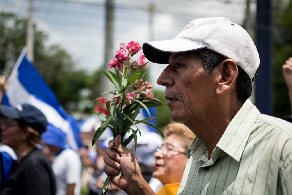 La marcha de las flores se realizó el 30 de junio de 2018. Franklin Villavicencio | Confidencial