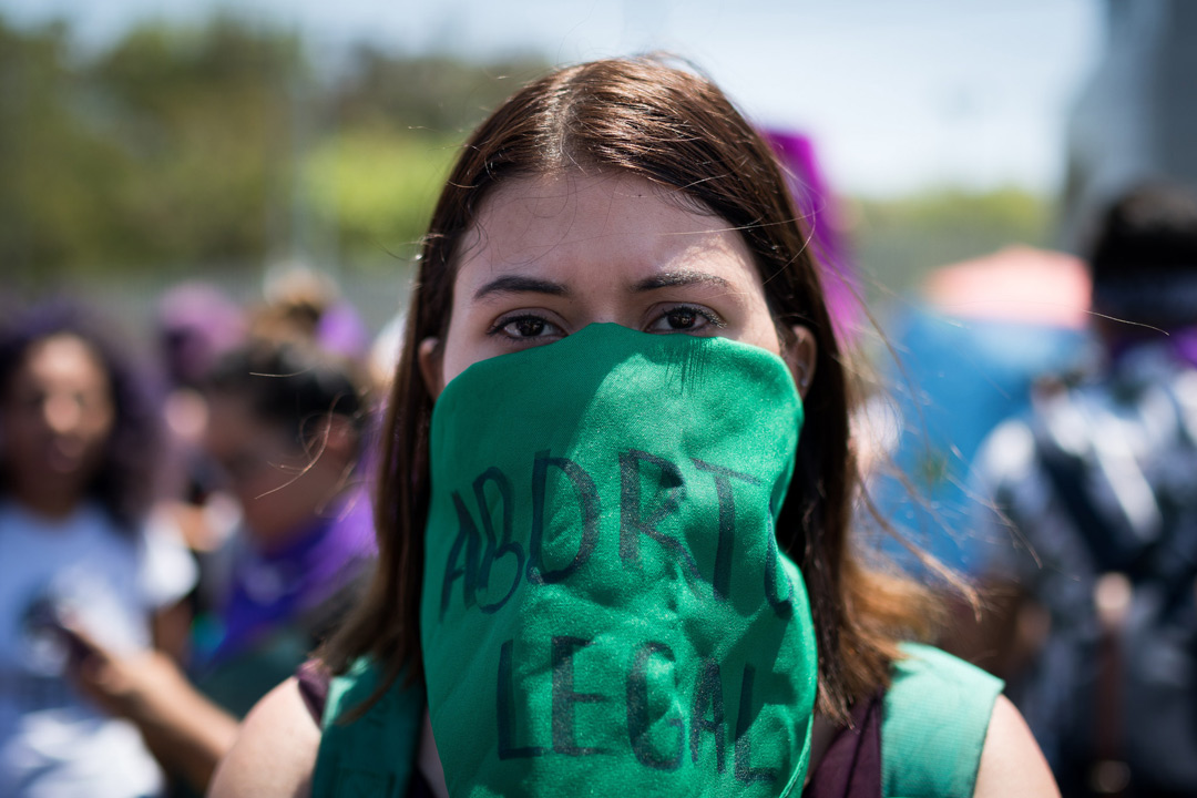 mujer marcha Nicaragua