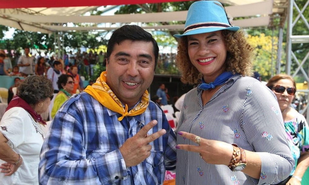 Reyna Rueda y Enrique Armas