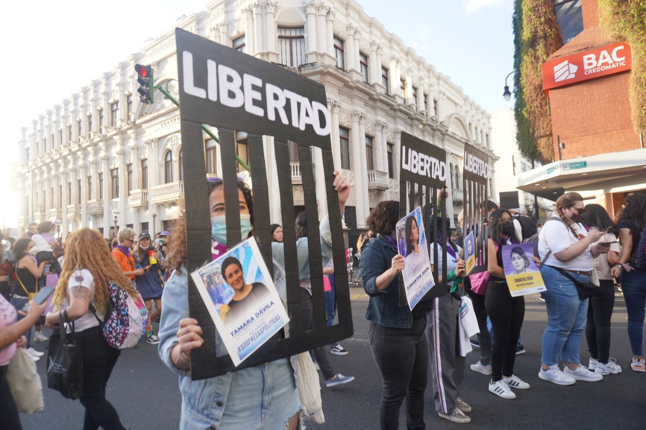 exigen la libertad de las presas políticas