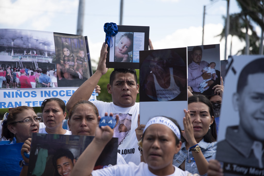 madres de abril plantón