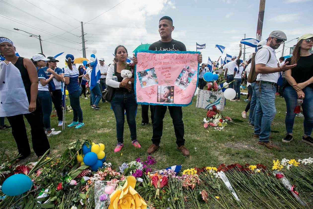 Teyler Lorío protesta